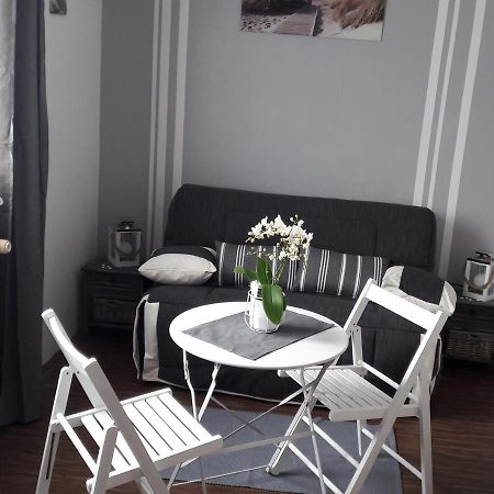 Chambre D'Hote - La Ruche Des Bleuets Mulsanne Exteriör bild