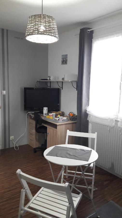 Chambre D'Hote - La Ruche Des Bleuets Mulsanne Exteriör bild
