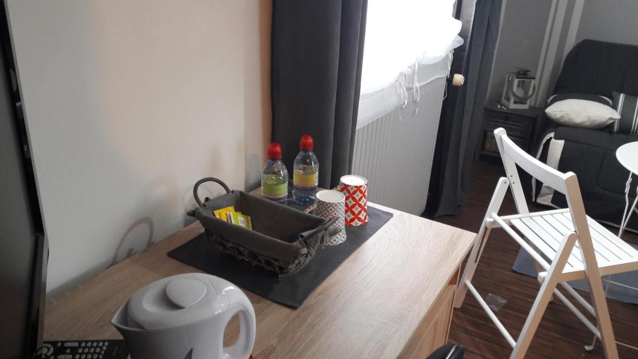 Chambre D'Hote - La Ruche Des Bleuets Mulsanne Exteriör bild